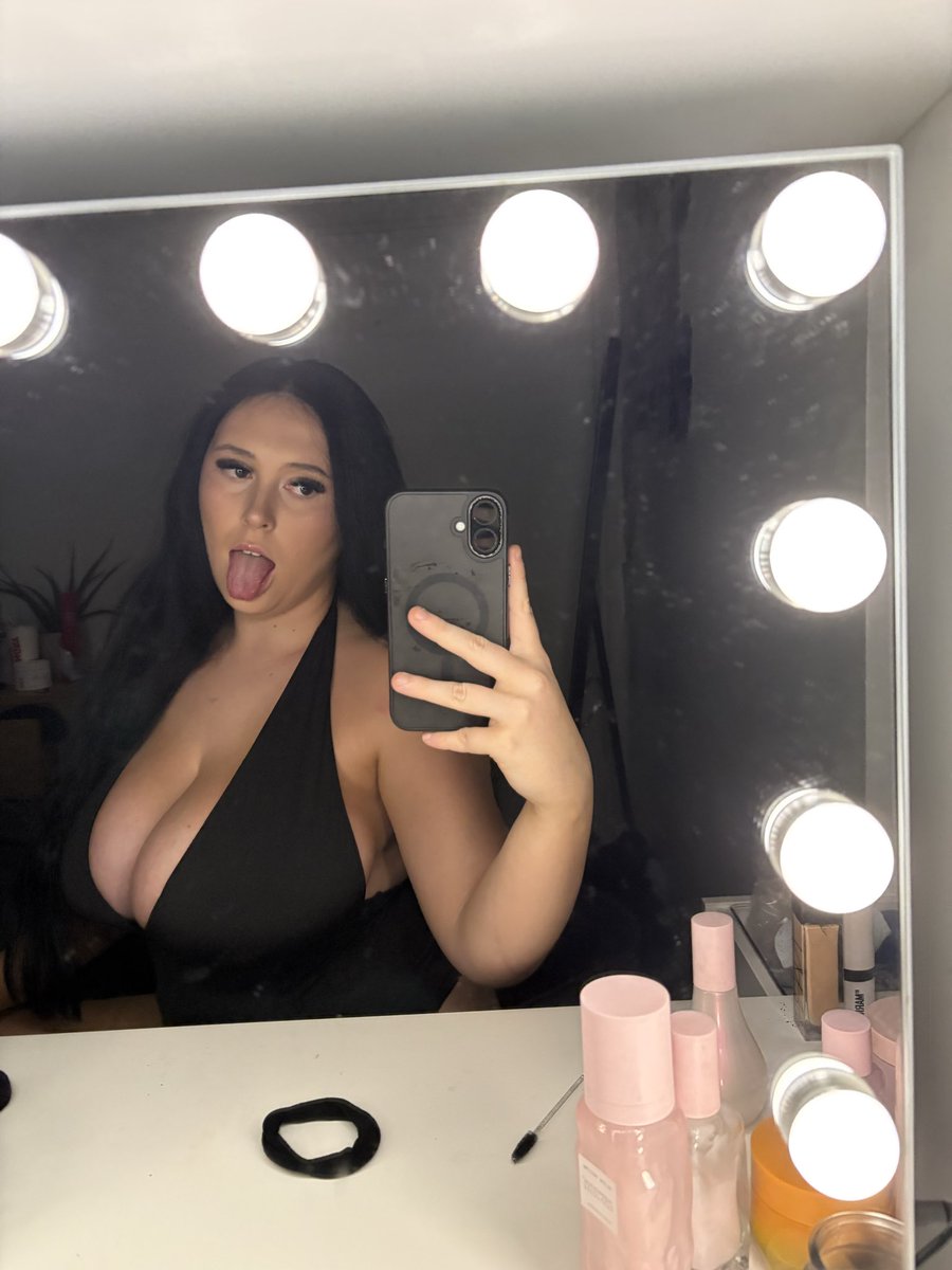 starr | aussie content creator tweet media