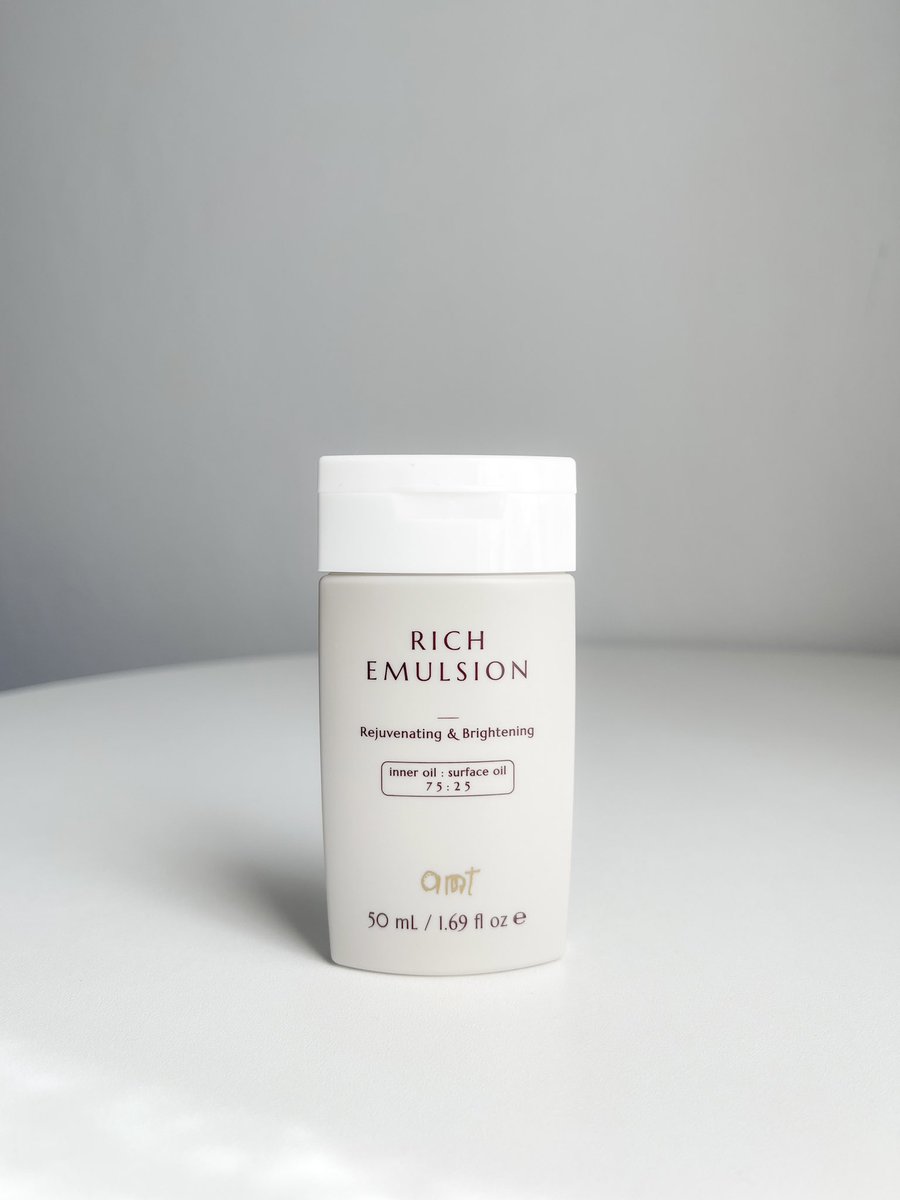 minminm0_0's tweet photo. AMT Light Emulsion มอยเจอร์ไรเซอร์เติมความชุ่มชื้น ผิวโกลว์ นุ่ม สำหรับผิวมันผิวผสมผิวเป็นสิว ช่วยให้ผิวหน้าดูอิ่มน้ำและนุ่มขึ้นดูสุขภาพดี ✨
#amtlightemulsion #มอยเจอร์ไรเซอร์ #รีวิวมอยเจอร์ไรเซอร์ #รีวิว #รีวิวบิวตี้ #ป้ายยา https://t.co/KoCOJQZq3V
