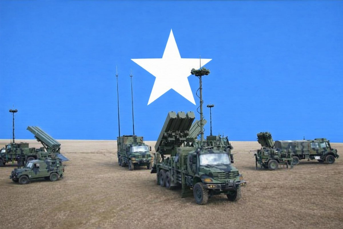 Abdikarindahirr's tweet photo. 🚨 𝗕𝗿𝗲𝗮𝗸𝗶𝗻𝗴 𝗡𝗲𝘄𝘀.
Military sources say Türkiye has delivered the first batch of air defense systems, including anti-aircraft weapons, to Mogadishu.

A Turkish Air Force cargo plane reportedly landed in the Somali capital yesterday carrying the  air defense system. 

The Somali government is moving to boost its air defense and strengthen the capabilities of the Somali Air Force. 
#Türkiye #Somalia