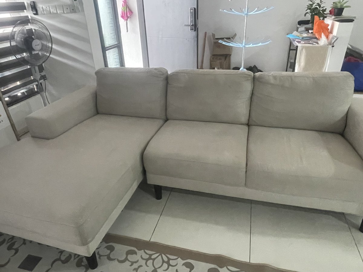 cikhanan56's tweet photo. Deep Cleaning service Sofa

✅ hapus hama
✅ hilangkan bau yang tidak menyenangkan
✅ hilangkan tompok tompok
✅ sofa seperti BARUU
✅ sofa berbau WANGIII

Slot Ramadhan dah tak banyak
Harga bermula semurah RM40
Cover sekitar KL, putrajaya dan shah alam
❤️ sofa, karpet dan tilam https://t.co/wtTLkMpEB6