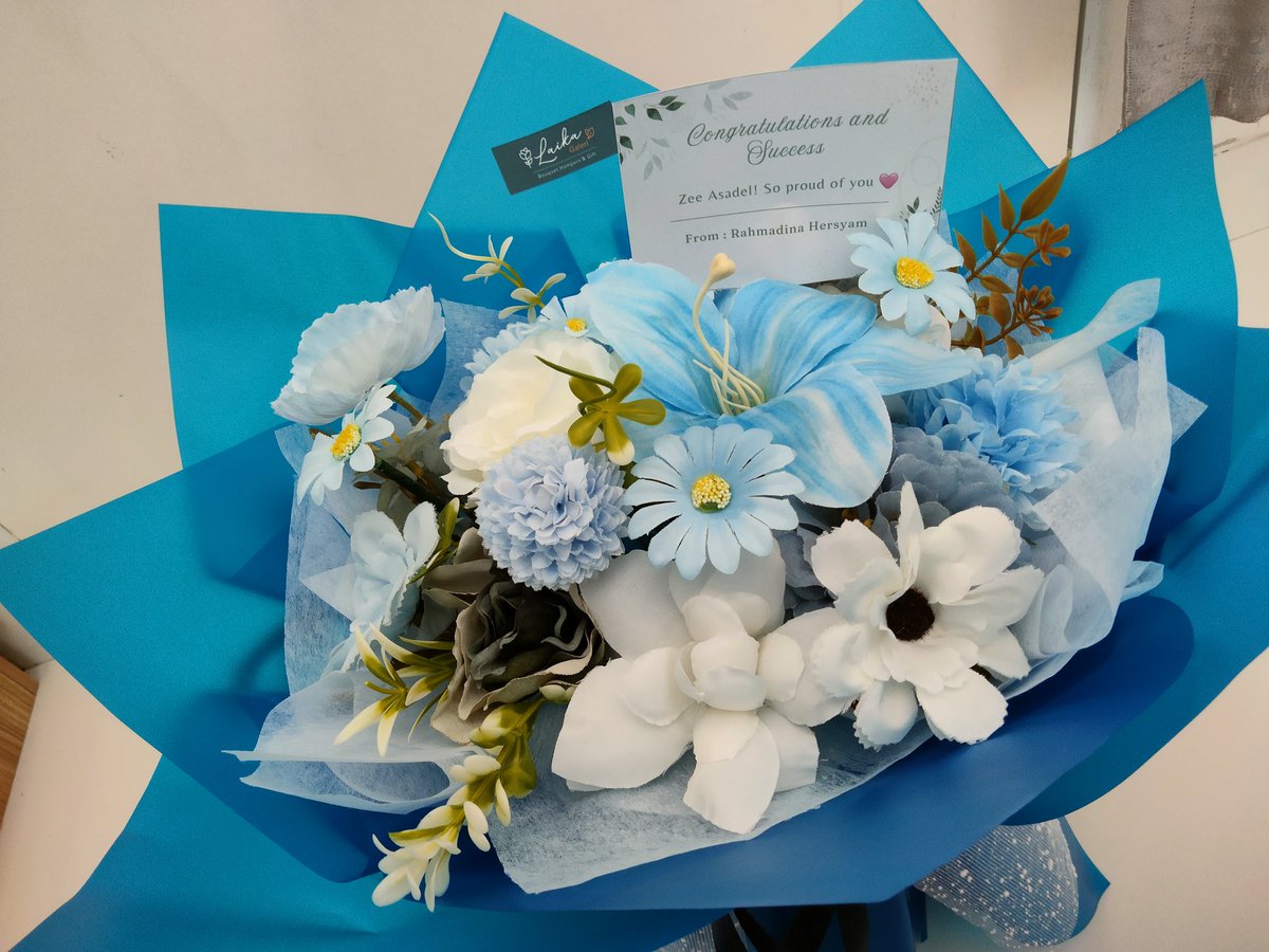 Rahmadina Hersyam (@_dinahersyam) on Twitter photo 