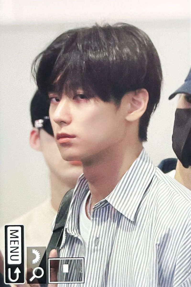 버석한 이주연 얼굴
저이거너무좋아해요