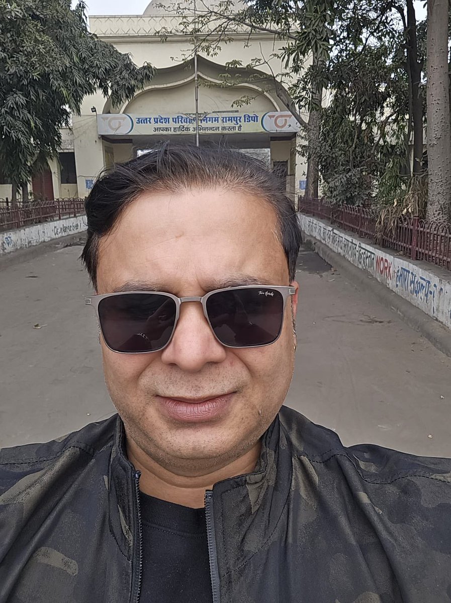 gaurish85Bjp's tweet photo. हम जैसा सोचते है, वैसा बनने लगते है और जहां तक हमारी सोच जाती है, वहाँ तक हम सब कर सकते है। 

इसलिए जो सोचा है उसको कीजिए, बस अपने संकल्प और मेहनत को सम्मिलित कीजिए। 

#PositiveVibesOnly #SachinTendulkar #UP22 https://t.co/pGweN8Vq6E