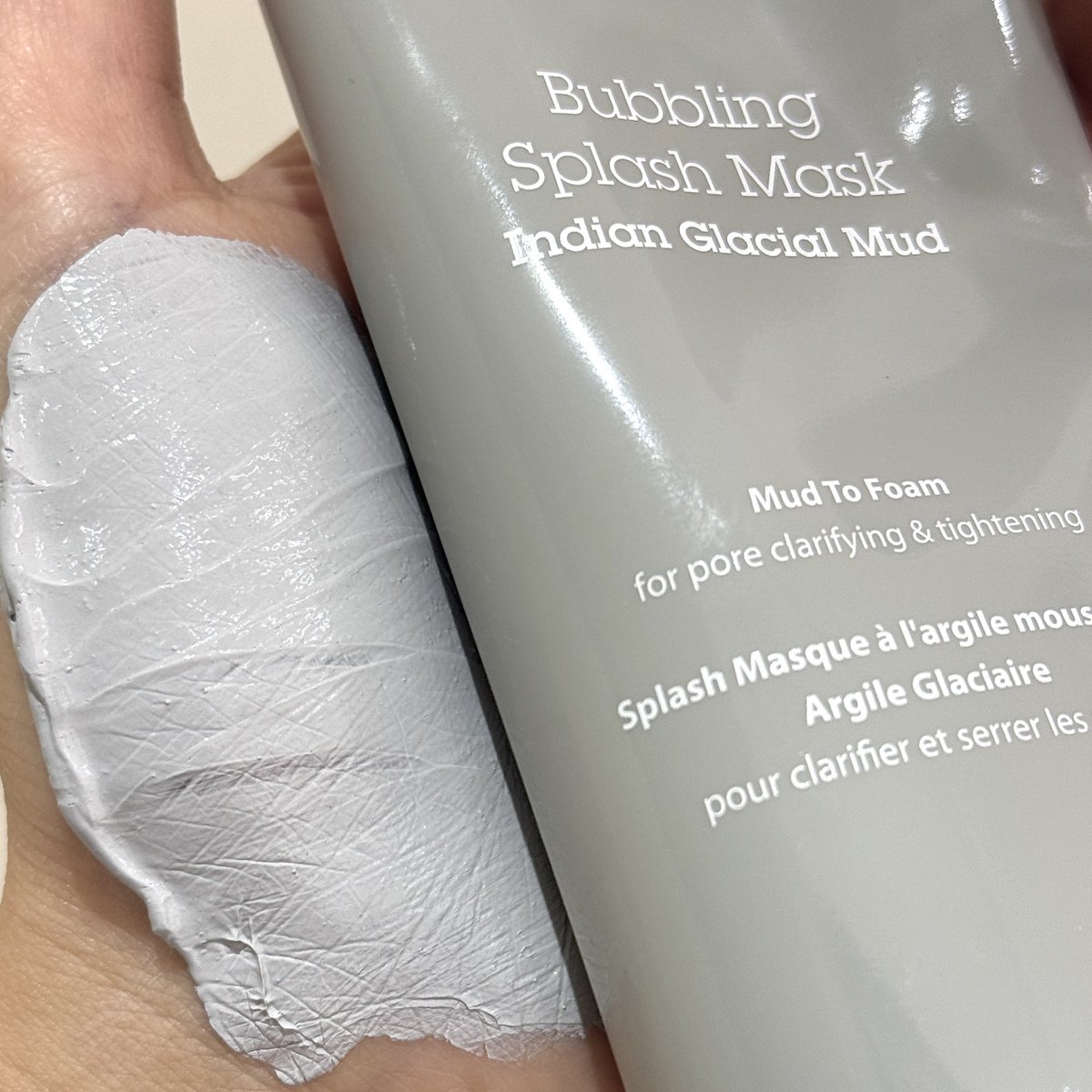 팩클렌저 앵간한 거 다 써봣는데 갠취로는 얘가 제일 좋앗음..
다른 건 모르겟는데 쿨링감이 ㅁㅊ놈이라(p) 열감이랑 모공 관리템으로 개ㅐ직빵입ㅂ니다
이거 단종(not 이홍위)되면 블라이드 찾아갈거임 ㄹㅇ