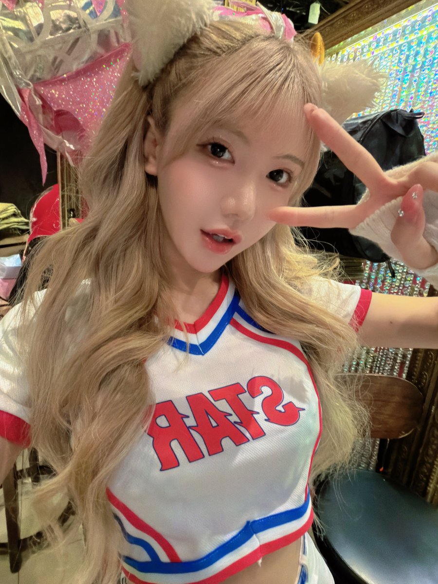 本日出演です🎀ིྀ 今日もたくさん頑張るぞ〜❤️‍🔥営業後配信します❣️