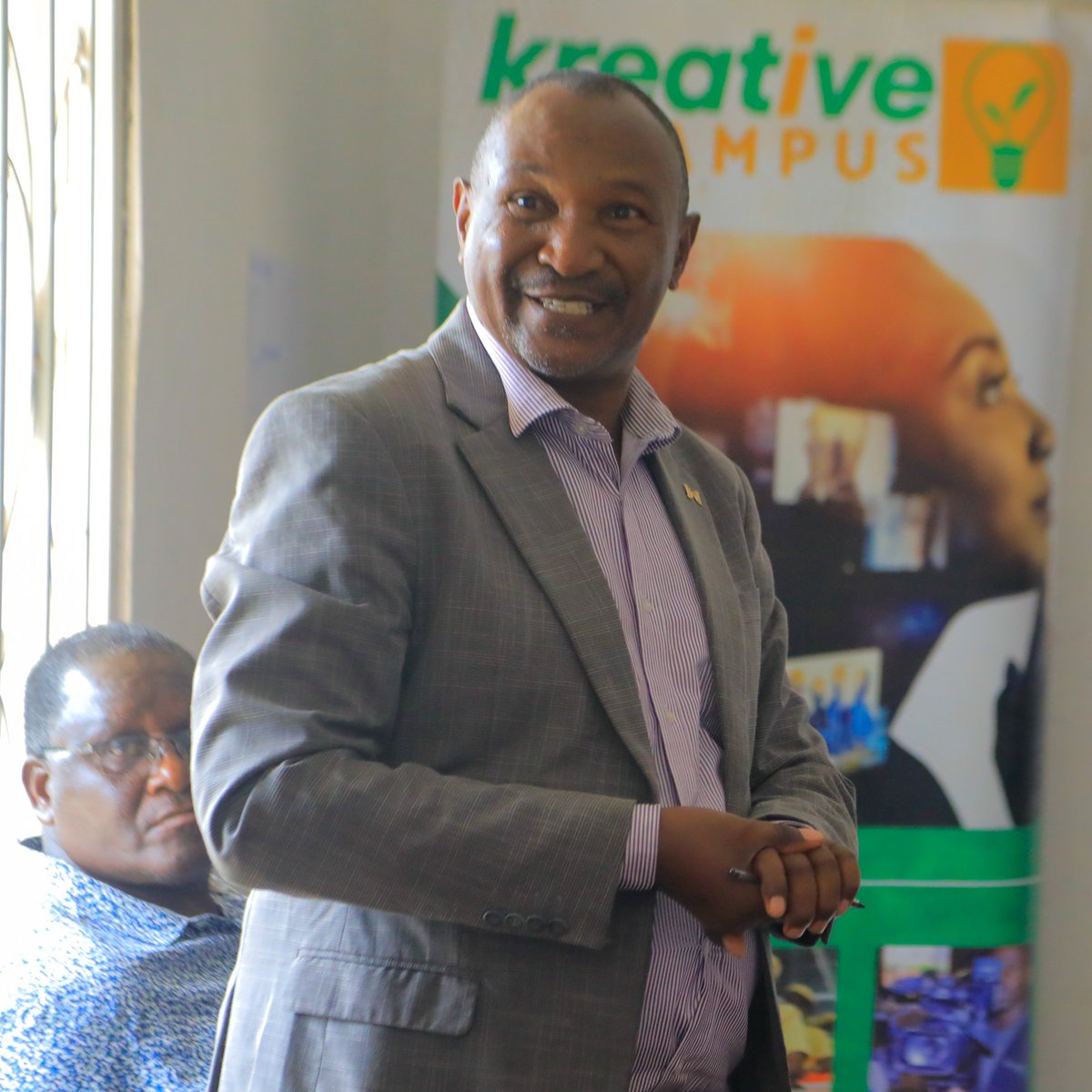 Ben Bateringaya, Executive Director at <a href="/covoiduganda/">COVOID Uganda</a>, warmly welcomed the <a href="/howest/">Howest</a>  team and shared that the COVOID–UCoBS partnership dates back to the project inspection in 2023