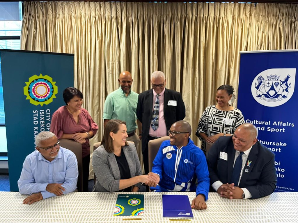 Today as <a href="/WCGovCas/">Western Cape Government Cultural Affairs & Sport</a> we signed our protocol agreement with <a href="/FrancineHigham/">Francine Higham</a> <a href="/CityofCT/">City of Cape Town</a> strengthening how we work together to keep arts, culture, sport, museums and libraries alive. 😃💃🏻🕺🏾

We co-investing in people, programmes and strengthen working together across the city. 😃💃🏻🕺🏾