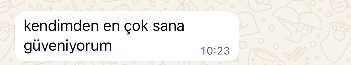 güne şöyle bir mesajla başladım, mutluyum.😌