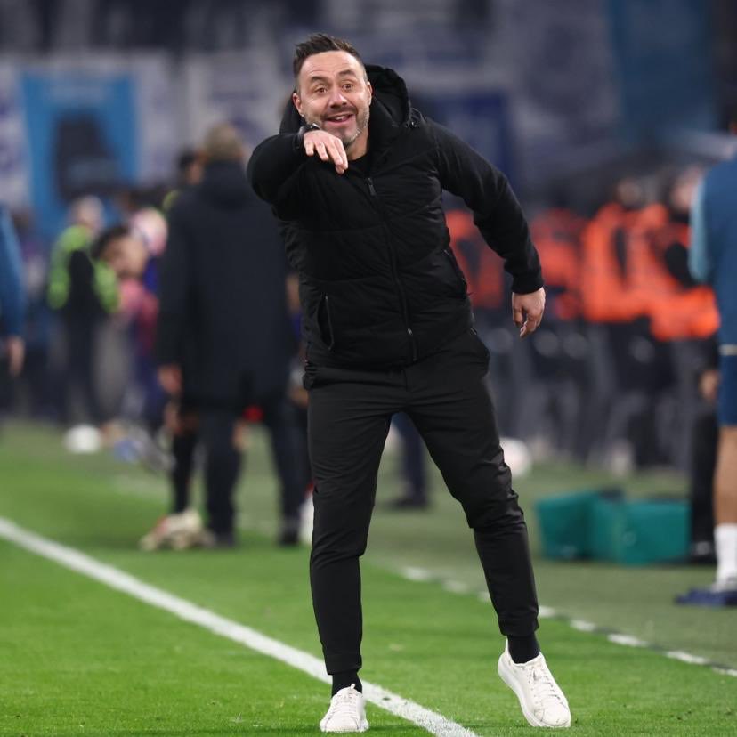 Je reste sur ma ligne depuis le début : je suis toujours persuadé que ce coach peut réussir ici. Je sais que je vais me faire insulter pour ça. J’ai volontairement attendu de redescendre de la déroute avant d’en parler, parce que comme beaucoup, ça m’a mis une vraie claque.