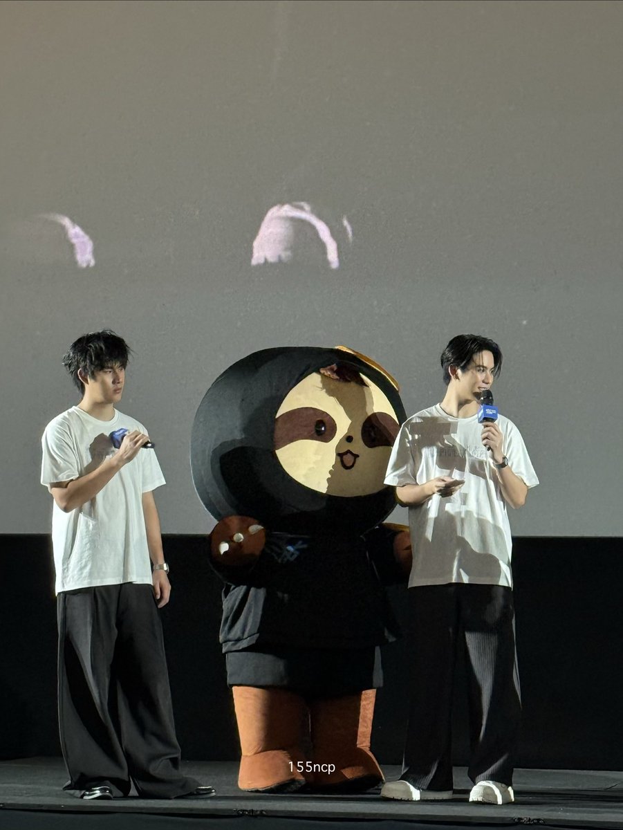 155ncp's tweet image. รักนะครับ รักมากๆ เลยน้า 🩵🤍

#winnysatang #SAMRUAY