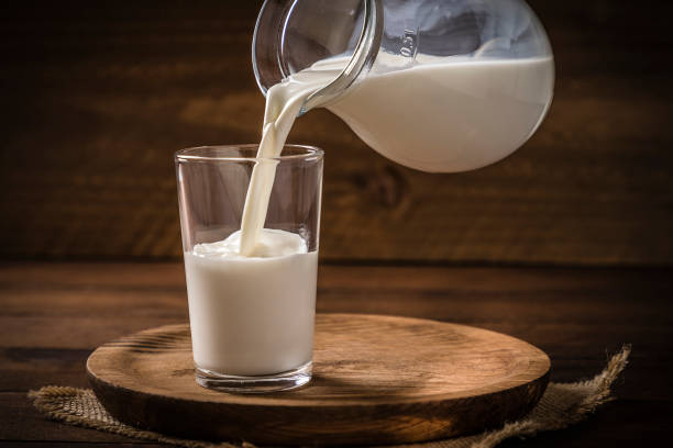 TimePieChina's tweet photo. A protein found in breastmilk and cow’s milk may reserve aging.
A recent clinical trial finds 4 weeks of oral #lactoferrin may provide intervention to reverse the clock on #inflammaging and enhance anti-viral responses and modulate immune cell profiles.
https://t.co/IIECN7D58A https://t.co/GDKs8FRKRr