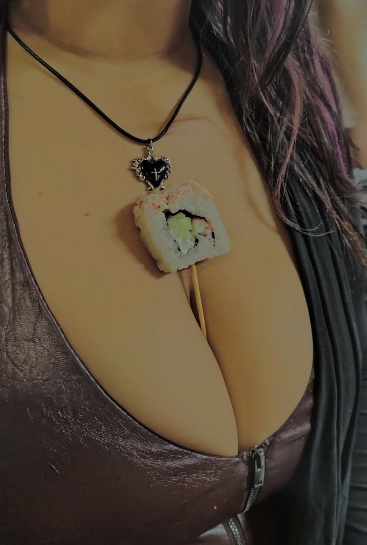 Quieren sushi(shotas de Nat)?  🥴🤤🤣