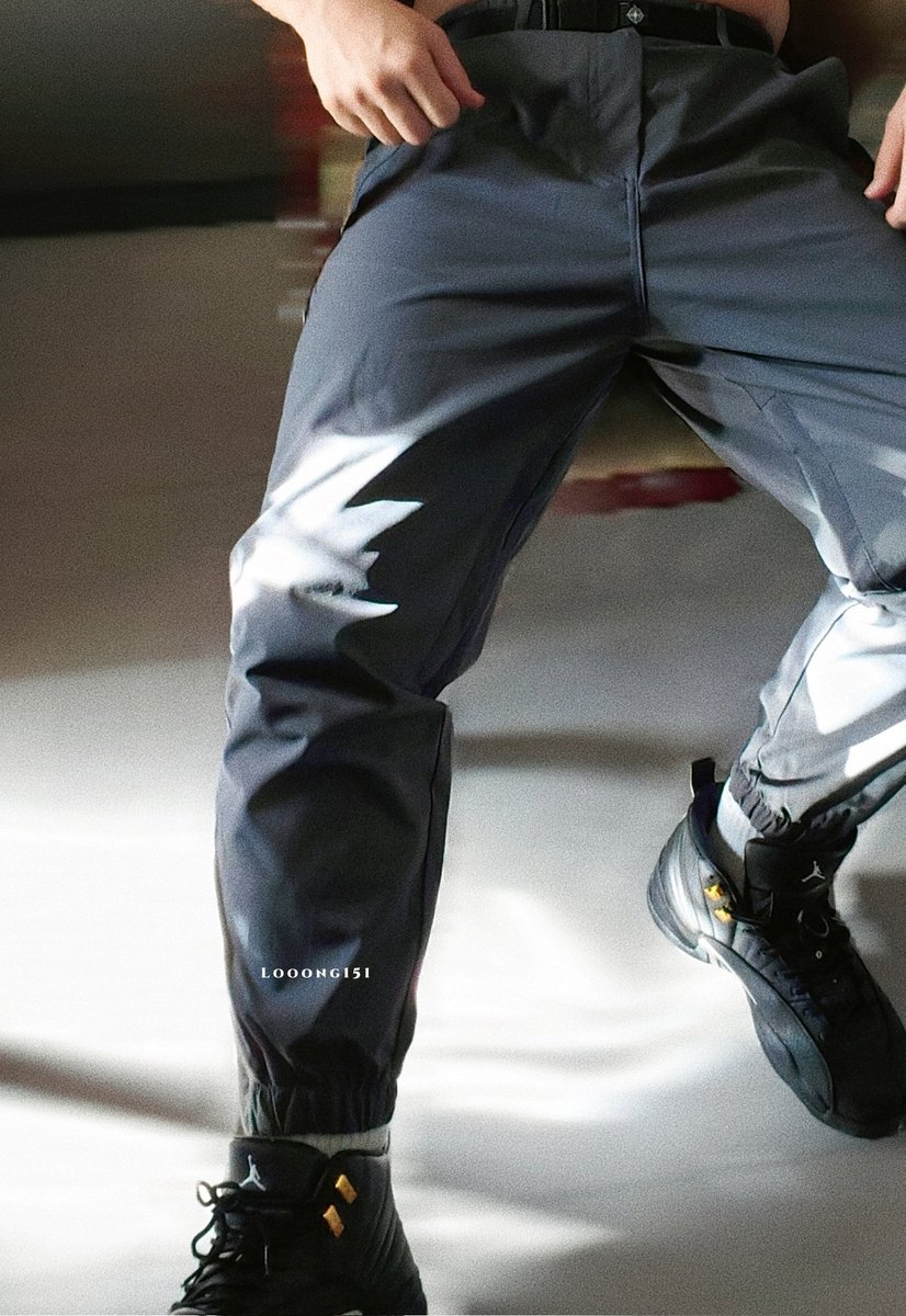 𝕃𝕠𝕠𝕠𝕟𝕘 tweet media