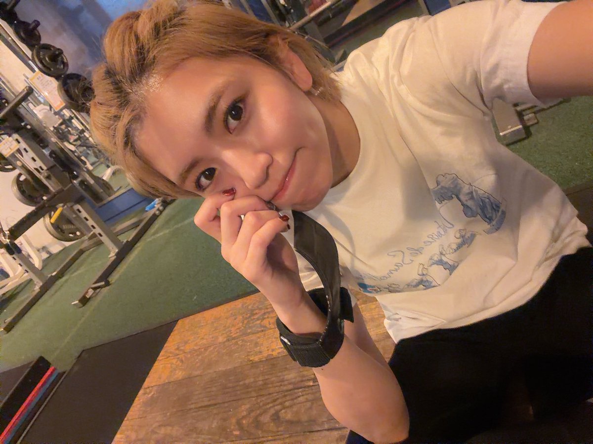 ぱんちゃん 璃奈😈⚡️仏モード👌 (@panchanrina) / Posts / X