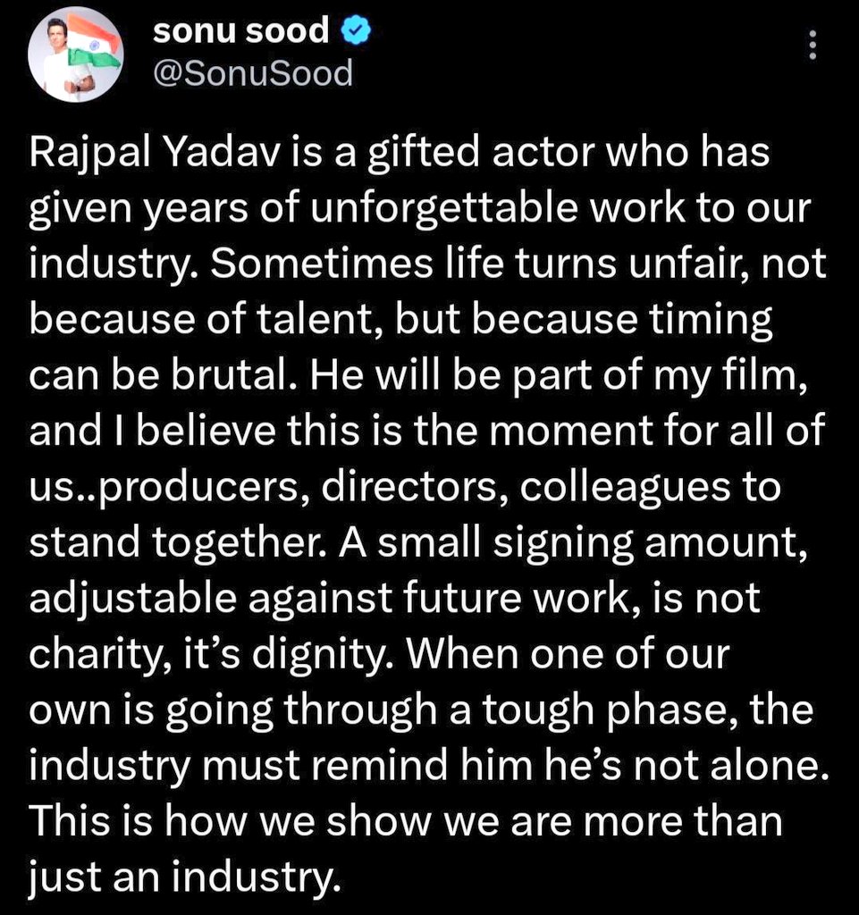 SunilPtp's tweet photo. जब समय खराब होता है तो ऊंट पर बैठे व्यक्ति को भी कुत्ता काट लेता है अब इस मुश्किल घड़ी में सोनू सूद ने सभी फिल्म मेकर से आग्रह किया है कृपया राजपाल को अपनी फिल्मों में काम दें ताकि वह कमाकर 9 करोड का कर्ज लौटा सके।

Rajpal Yadav को क्राउड फंड Raise करना चाहिए ताकि कर्ज चुका सके https://t.co/lTWqYnG9XY