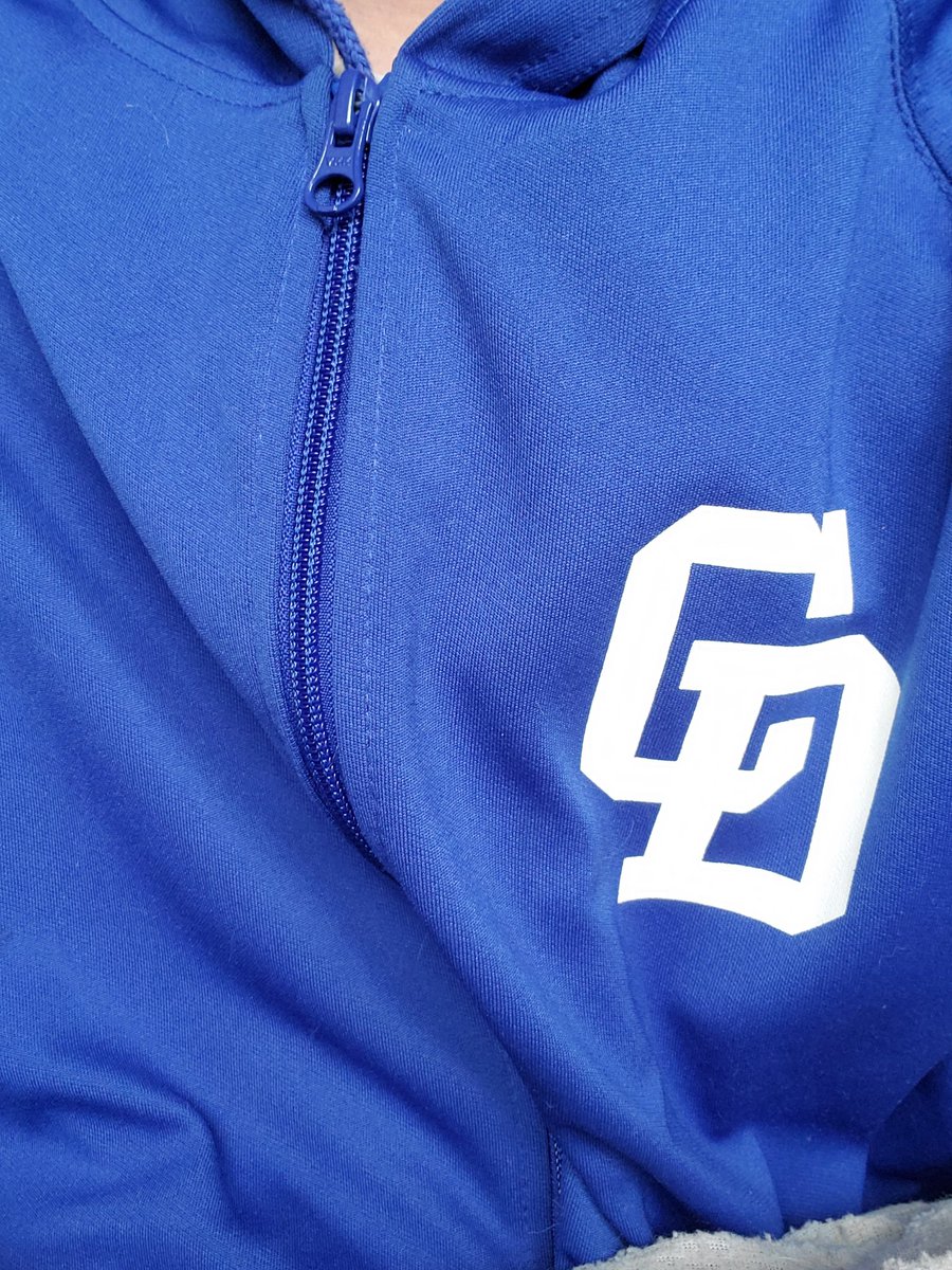 中日ファンクラブ パーカー部屋着用にメルカリで入手したけど