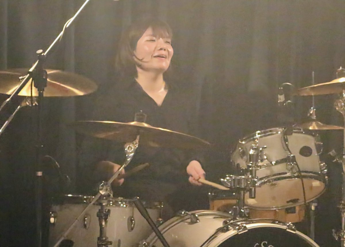 2/7 SPIRITUAL LOUNGE、企画のVacilandoありがとうございました。
出番がトップということで終わってから打ち上げ二次会まで新保は案の定呑みすぎました。

次はお初！SPiCE！

2026
2/18(水)SPiCE
3/7(土)ARARA(函館)
3/14(土)BESSIE HALL🆕
4/19(日)REVOLVER
5/6(水)CRAZY MONKEY🆕
5/24(日)REVOLVER