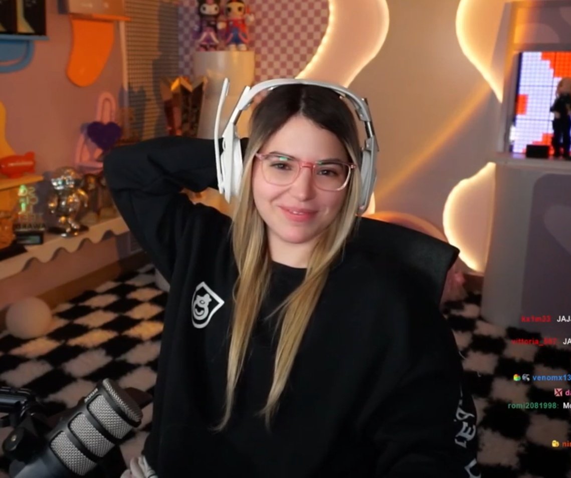 Rivers con lentes 🫦🫦