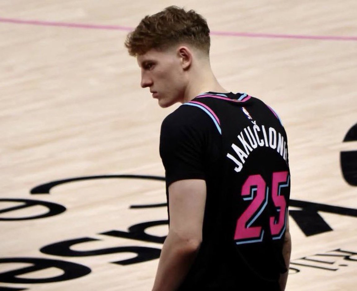 WadexFlash's tweet photo. Kasparas Jakucionis in his last two games:

20 PTS - 3 REB - 6/10 3PM - 58.3 FG%
22 PTS - 6 AST - 6/6 3PM - 80.0 FG%

Our hope for this franchise. https://t.co/WHPppy8bxc