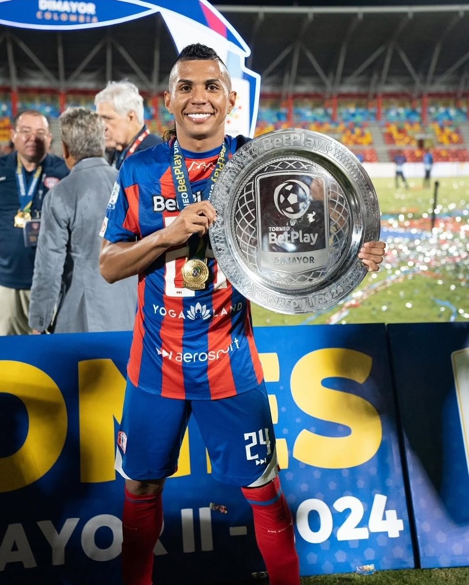 🚨 De acuerdo información obtenida por <a href="/FulldeportesC/">𝗙𝘂𝗹𝗹𝗗𝗲𝗽𝗼𝗿𝘁𝗲𝘀 𝗖𝗮𝗿𝗶𝗯𝗲</a>, durante el duelo que Unión Magdalena disputó en Valledupar, se encendieron  nuevamente los rumores: que acercan a Fabián Cantillo al equipo de Alianza Valledupar FC🔥⚽️  
La hinchada ya empieza a ilusionarse… ¿Qué opinan?