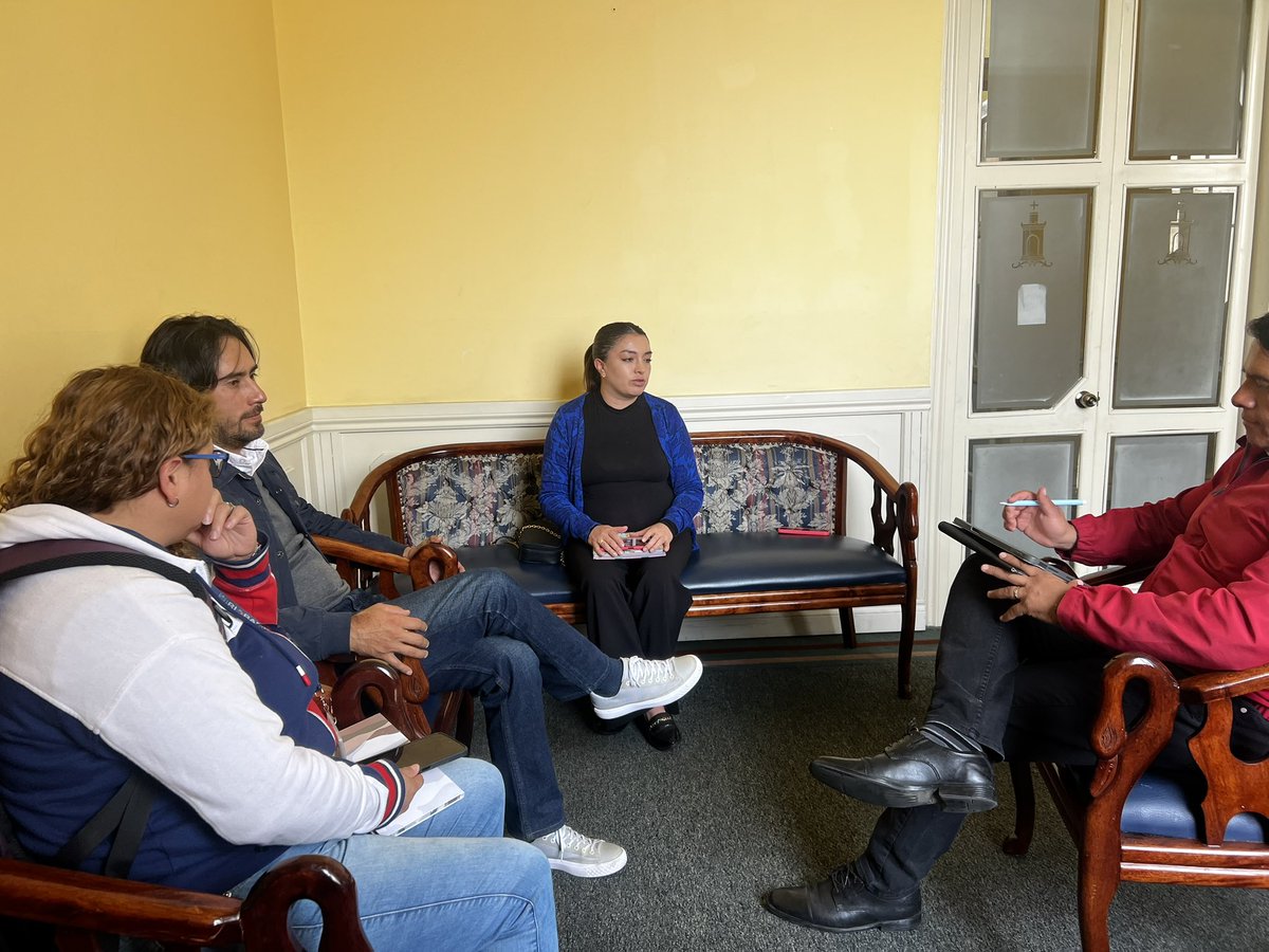 Mantuvimos una reunión con el Director de Desarrollo Social para evaluar y coordinar acciones que impulsen e innoven el proyecto del tren turístico para las personas de la tercera edad. 🚂👥 Seguimos trabajando por más inclusión y bienestar.