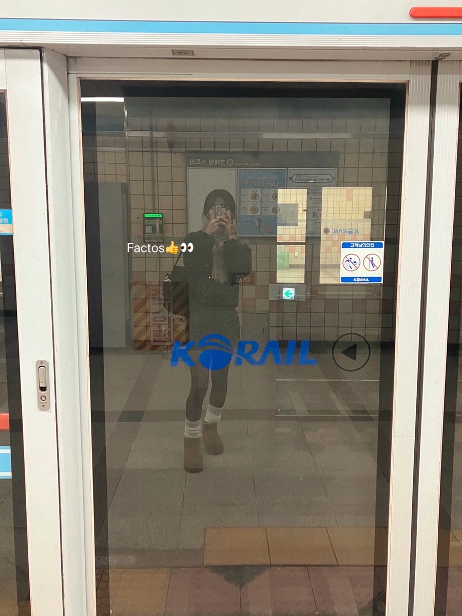 hellojeeeun's tweet image. 방금거 놓쳐서 약속시간 지각확정😗🎵 
#어차피뛸생각도없었음ㅈㅅ