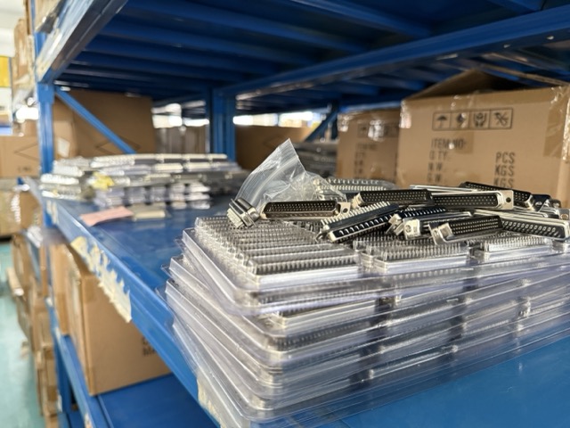 WeillenTech's tweet image. 📣 D-sub #connectors with decent quality in stock, from right-angle to dual-port. 

All ready to ship 🚢  NOW! 

➡️ en.weillen.com/product-catego…

📥  info@weillen.com

#weillen #WireToWire #WireToBoard #BoardToBoard #industrial #components