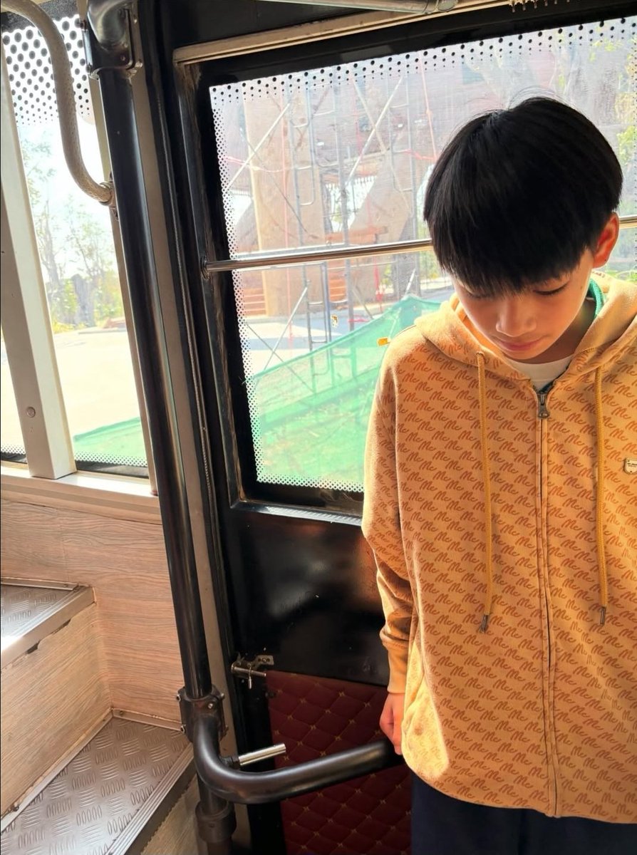 teethach_ tweet media