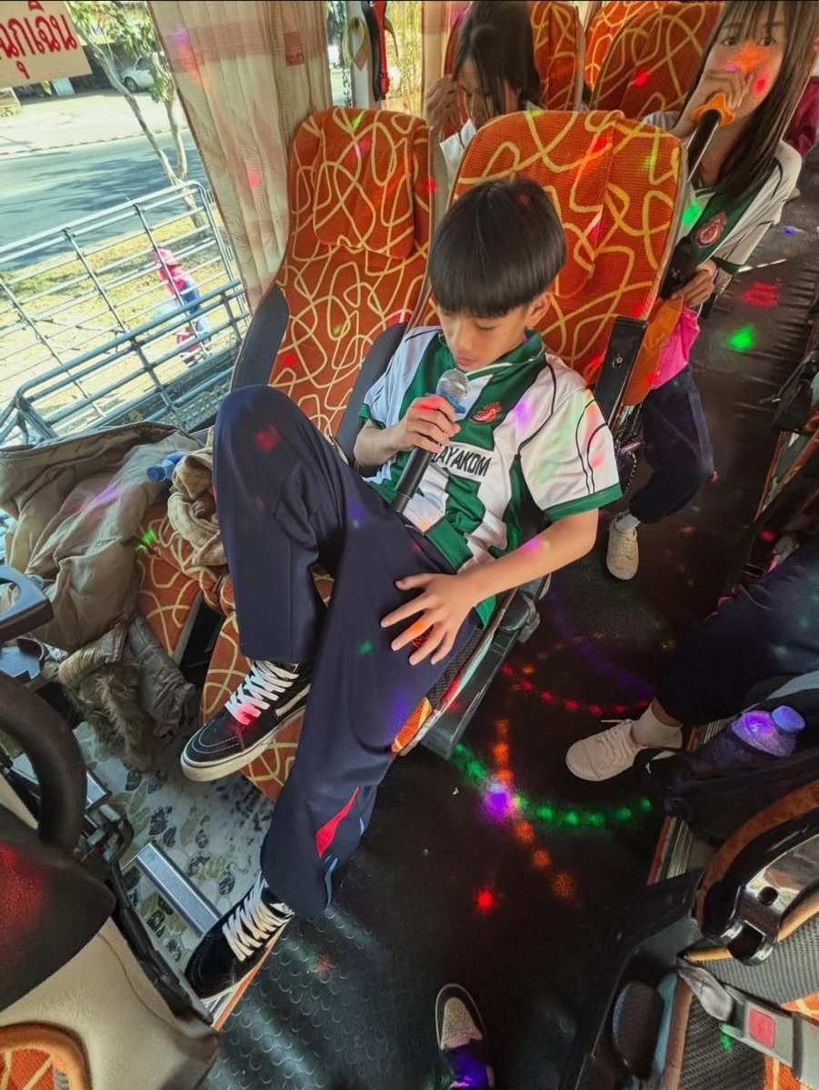 teethach_ tweet media