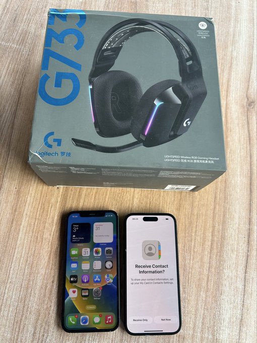 Techzone001's tweet image. iPhone 14
Logitech G733
Xbox pad 
🏷️690,000

iPhone 15
Logitech G733
Xbox pad 
🏷️890;000

Best Buy ?