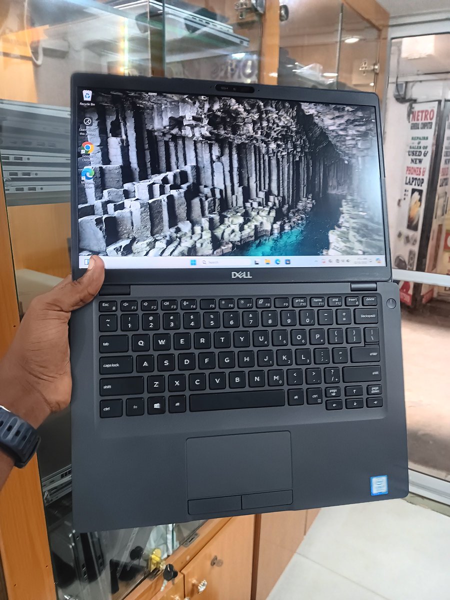 Techzone001's tweet image. Dell  latitude  5400

Budget friendly  laptop
🏷320,000