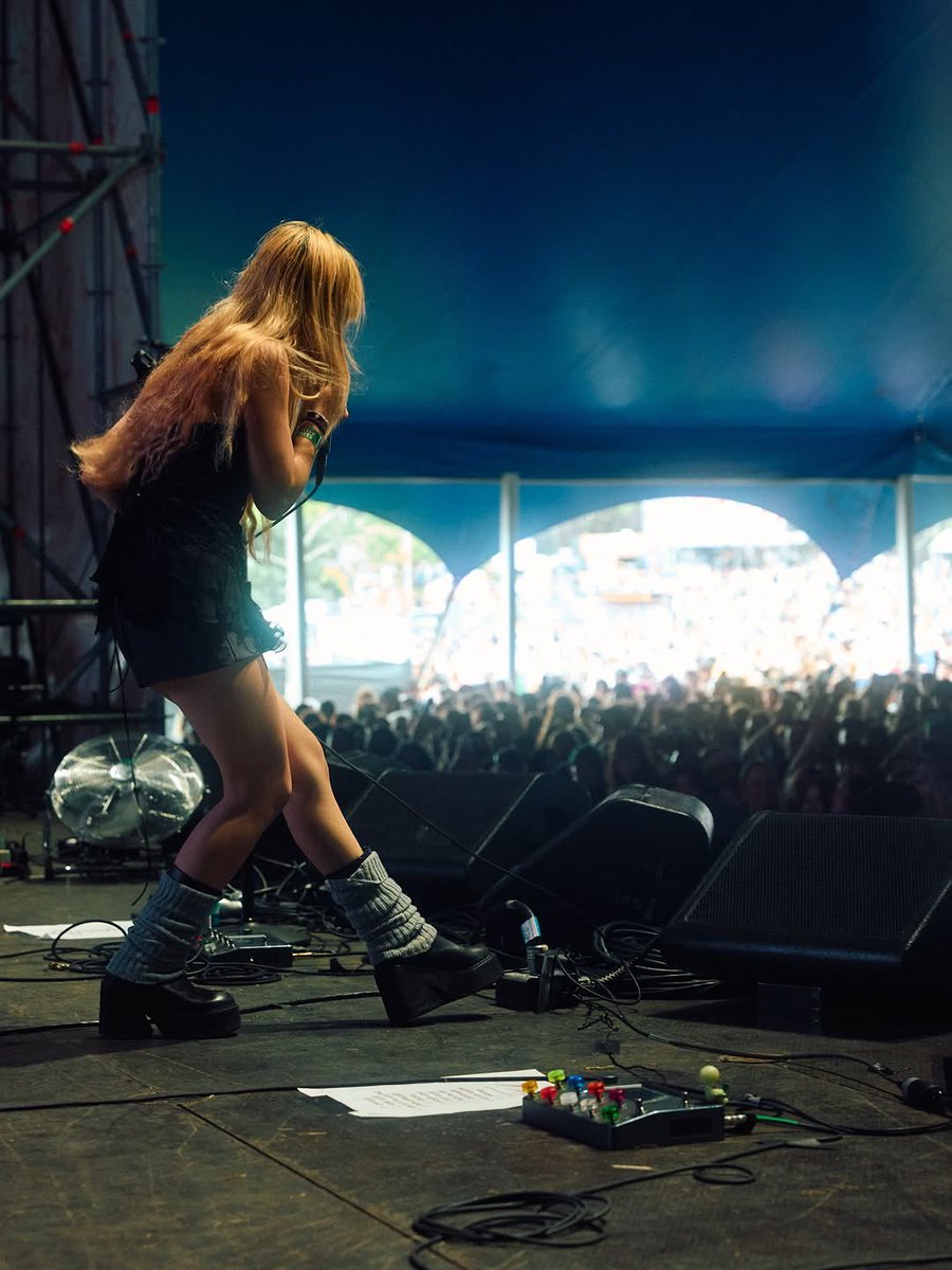 wispcorr's tweet photo. Wisp taken at the Everything Ecstatic stage in Sydney @lanewayfest 🧚
📸: @lanewayfest @maclayheriot
#wisp #wispcore #lanewayfest https://t.co/liTKXIqs0h