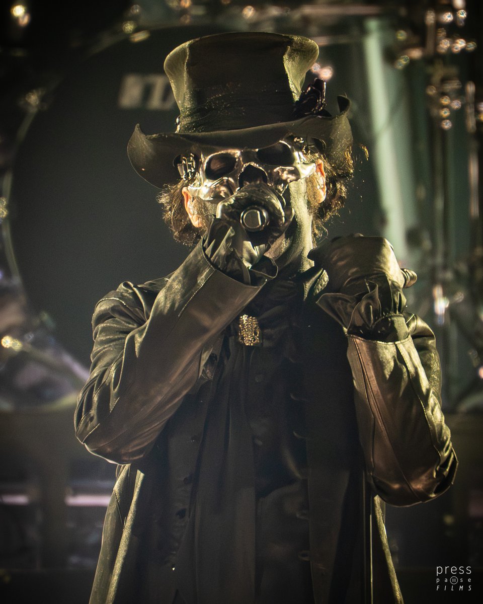 sam 🩸🦇🩸 tweet media