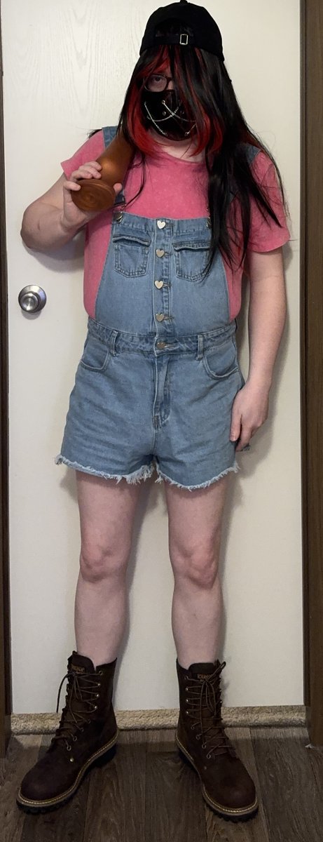 FemboyFlood's tweet photo. So this set requires some explanation. I was doing VC stuff like I do in a Discord when someone made the joke about me going workman on them and "working on their pipes" I joked I would use the biggest toy I had and I had to do a set. The temptation to audio this XD https://t.co/HN3QIFBOIW