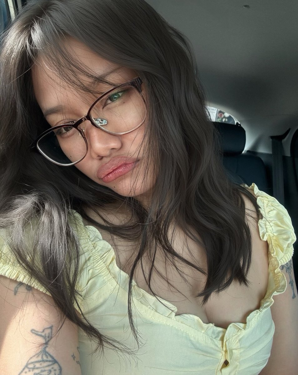 😁 happy terus dia