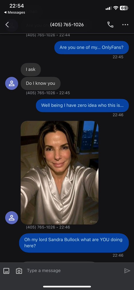 kbtechnology's tweet image. Apprently we have Sandra Bullock sending us texts to our office line. Lucie decided to take charge on this one.