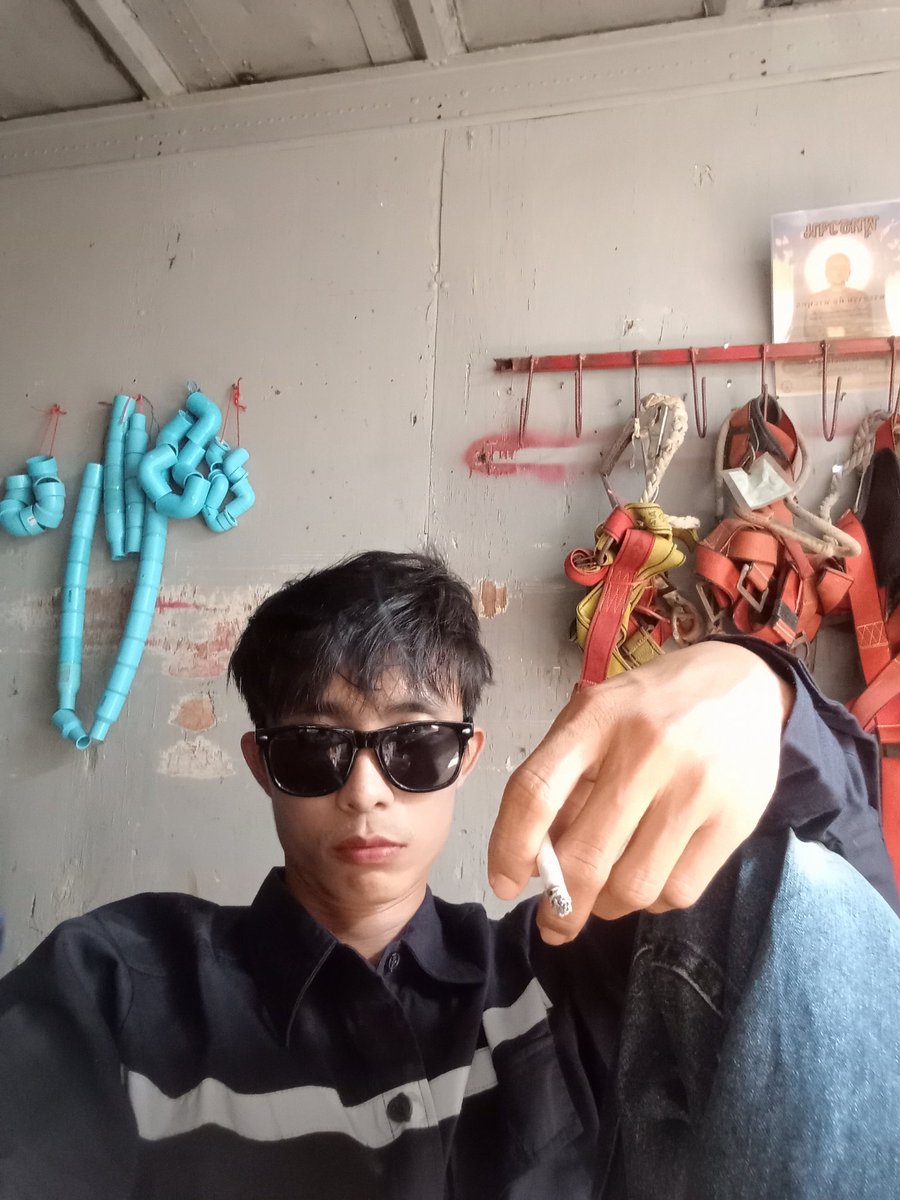 สวัสดีครับ เพื่อนๆ