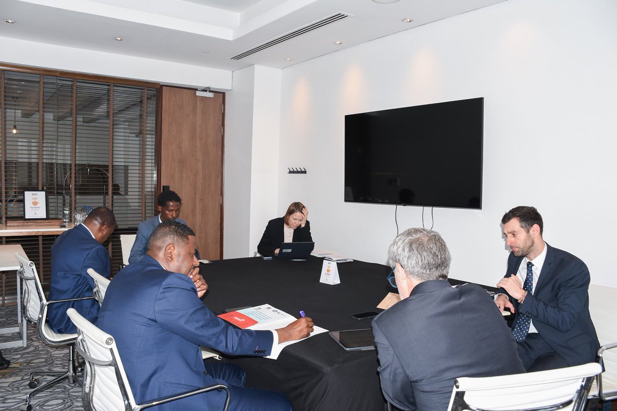 PSAhassan's tweet photo. Thereafter, I met with the Deputy Secretary-General of the OECD, Mr  Frantisek Ruzicka for a bilateral engagement on the sidelines of the Public–Private Dialogue on Mobilising the Private Sector for Sustainable Trade and Investment in the Agri-food Sector in Africa.

Our discussions focused on policy priorities, national investment policy review as well as the African Virtual Investment Platform (AVIP)—a joint initiative of the OECD and the African Union Commission - initiative aimed at strengthening access to high-quality investment data and analysis across Africa.

The dialogue was jointly organised by the Organisation for Economic Co-operation and Development (OECD), the Government of Kenya and Romania, at TradeMark Hotel, Nairobi.@GovLeeKinyanjui @StateHouseKenya @OECD @GuvernulRo @ForeignOfficeKE @_AfricanUnion @Investment_Ke @InvestKenya_ @epzakenya @SEZAuthority_ke @KDC_KE @MITIKenya @KBCChannel1 @citizentvkenya @KTNNewsKE @ntvkenya @K24Tv @tv47digital