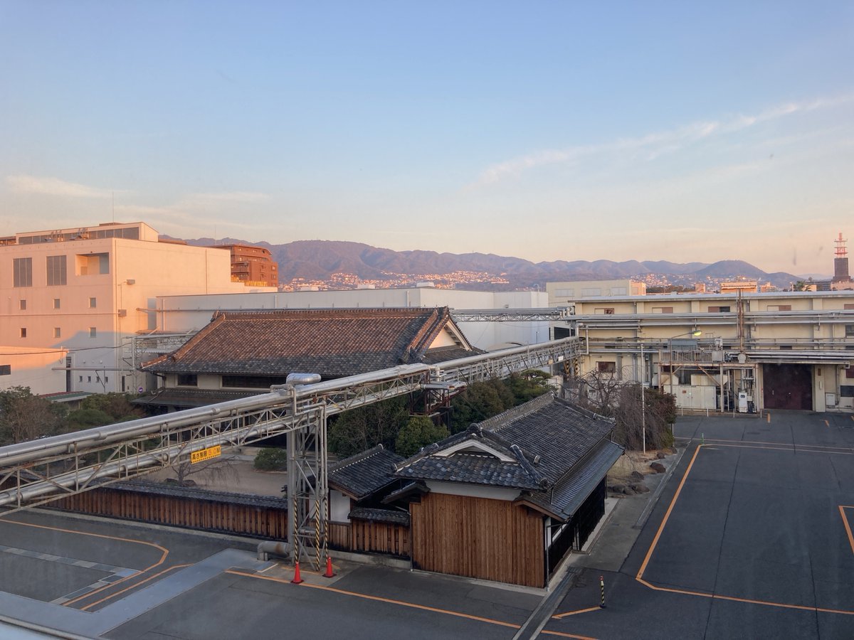 こんにちは！2月10日、朝7時の西宮です。天気は晴れ☀
昨日「旅立ちの日に」の混声4部版を聴いたんですが、混声3部版とは色々と違っていて新鮮でした。そろそろこの歌の練習が始まる季節。帰り道に「はーずむはーずむ」と歌って跳ねていたのを思い出します。笑
#企業公式が毎朝地元の天気を言い合う