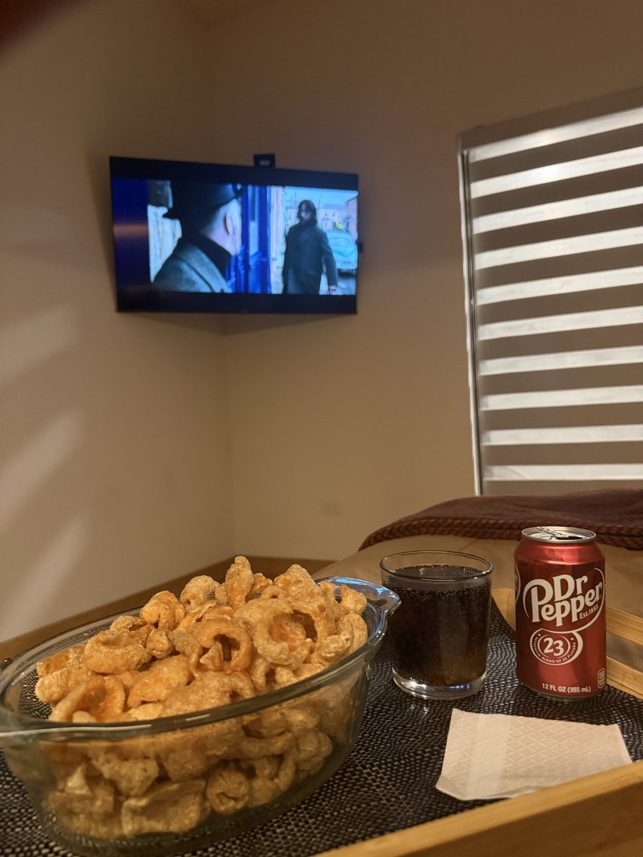 Ahí va el incio de semana 😆.

¡Saludos 👋y buena noche 🌙!

#buenasvibras #goodvibes #relaxtime