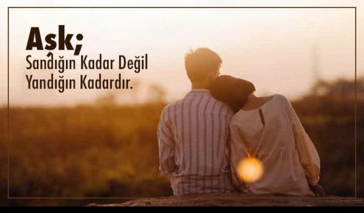 Üçte Bir Aşk 

Sazımın telleri, kopmuş mu acep ?
El vurdum çok defa, çalmıyor seni.

Kafamın şalteri, atmış mı acep ?
Cefasız içeri, almıyor seni,

El, alem, akraba, sarhoş mu acep ?
Ne kadar sevmişim, bilmiyor seni !

Serhat ERTAŞ