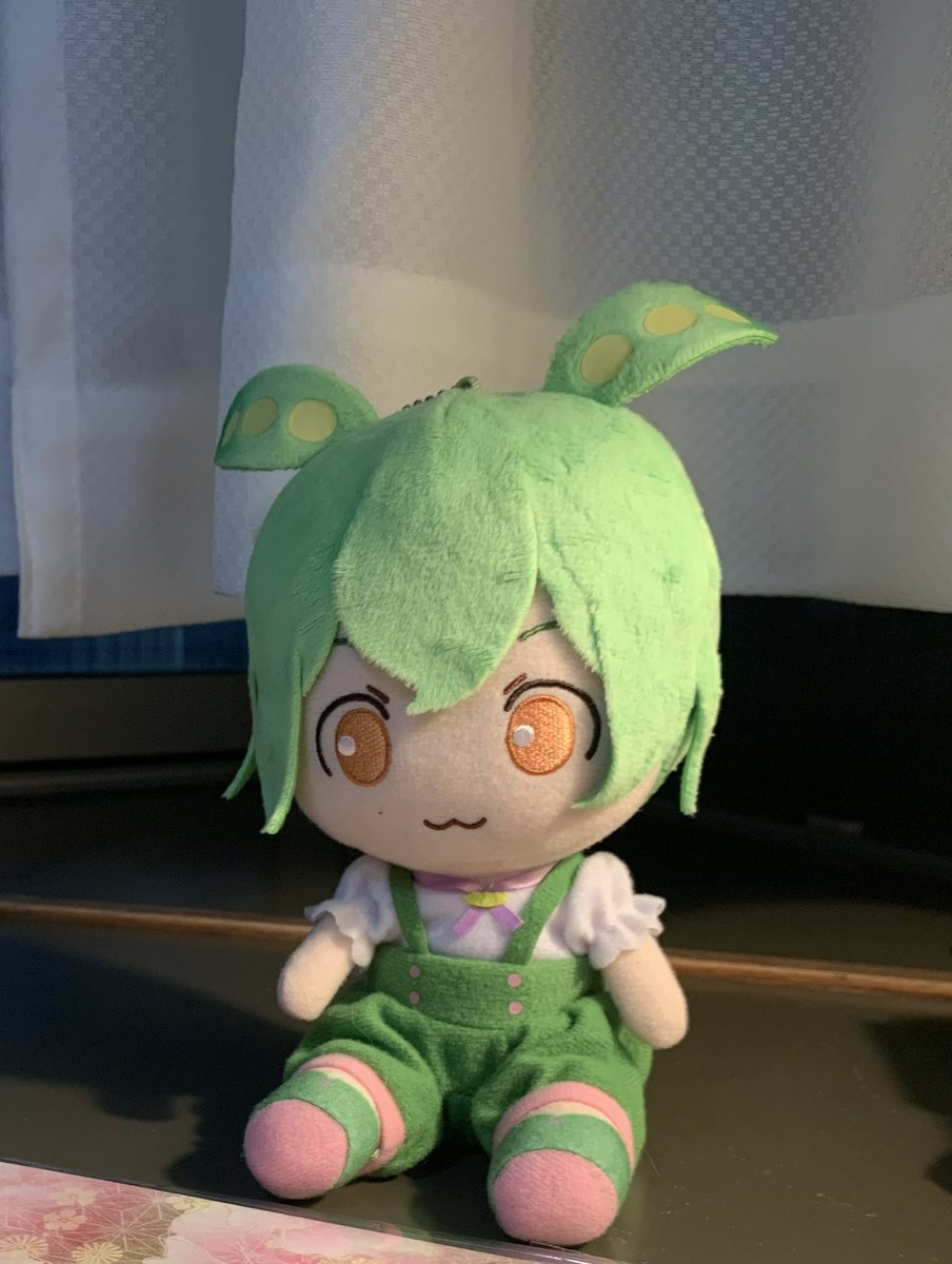 これを見たやつは座っている画像をあげろ