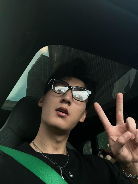 Buhitocl's tweet photo. もしよかったら、私に電話してもいいですよ。 https://t.co/ghOeiWs1Kd