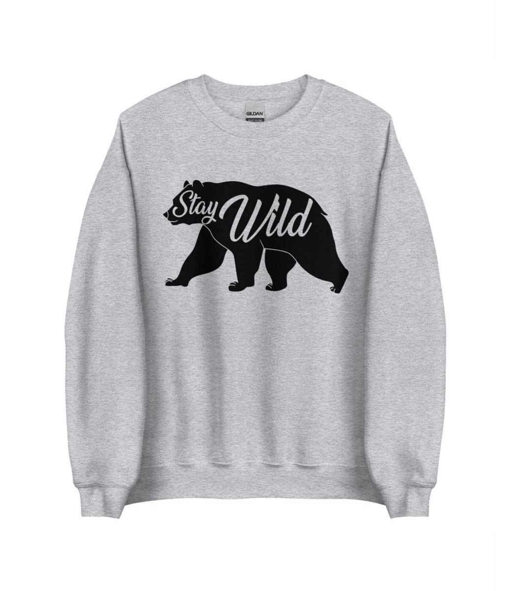 rockiescollec's tweet image. Stay wild, roam free, and chase every adventure 🌲 This cozy Stay Wild printed sweater is made for mountain mornings, road trip nights, and everything in between. Layer up, get outside, and never stop exploring🏔️ #staywild #adventurestyle #outdoorlifestyle #mountainlife #explore