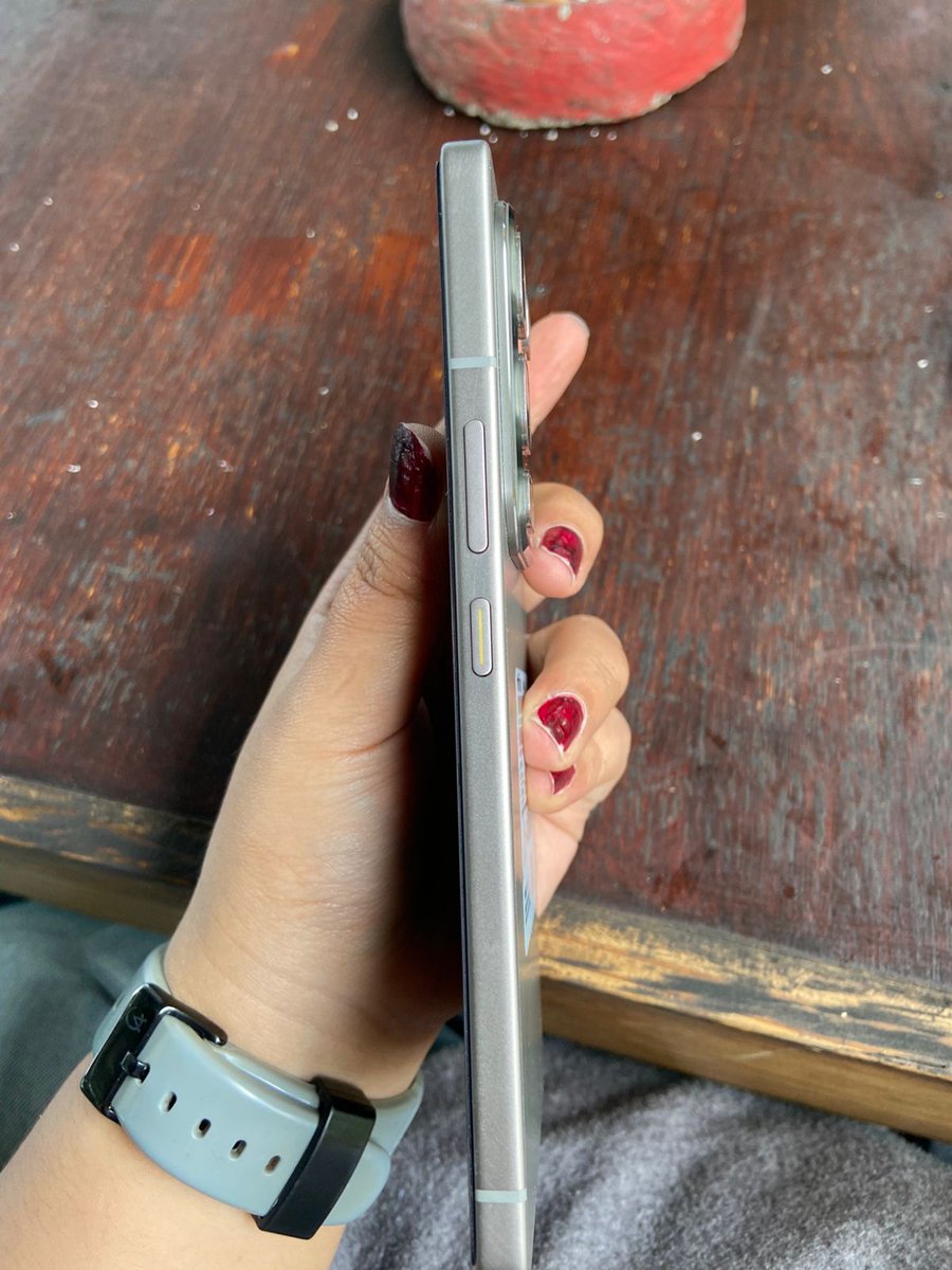 anurpaa|| TRIP KONSER|| Press on nails KONSER tweet media