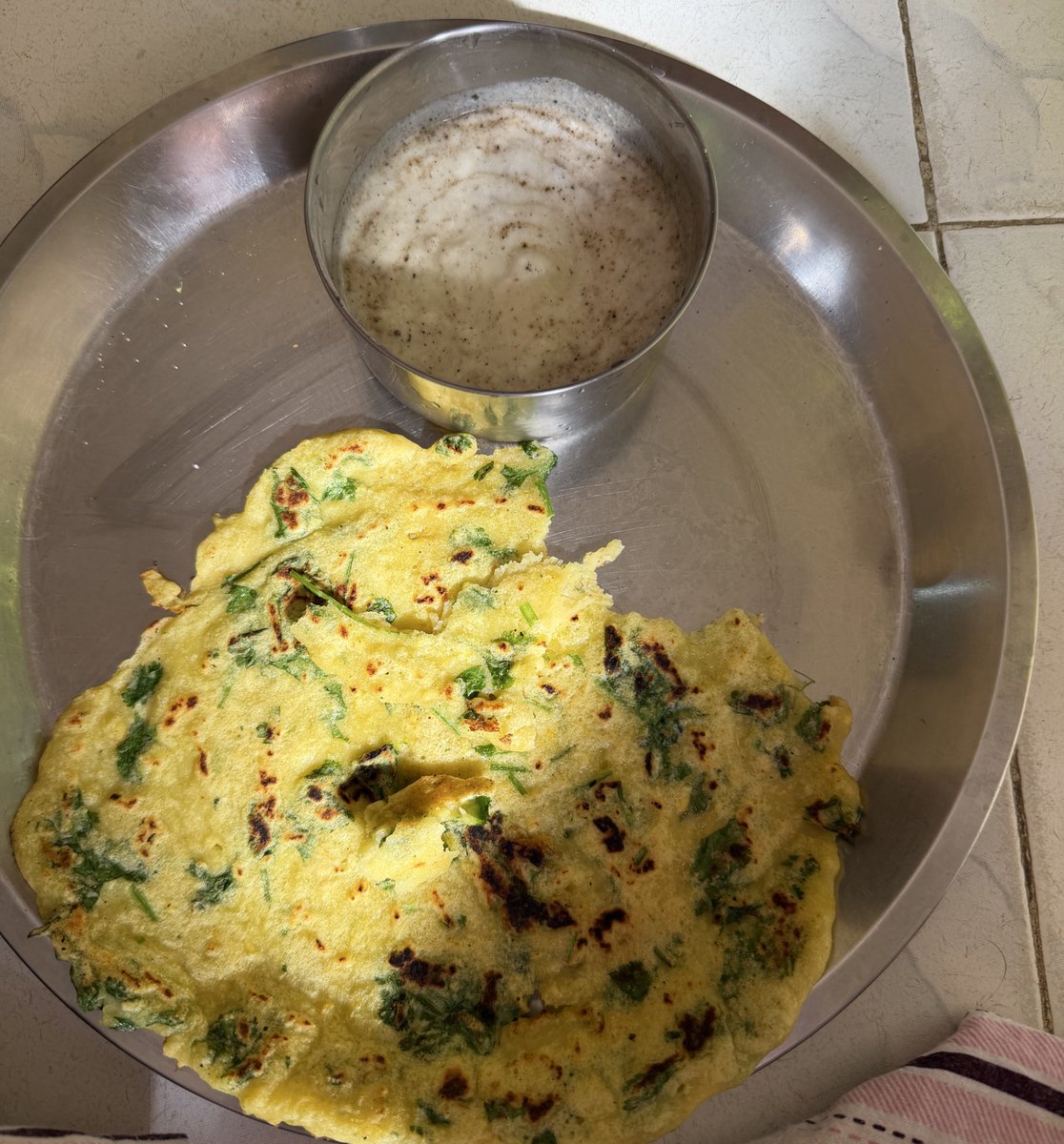 Maahi 🌸 tweet media