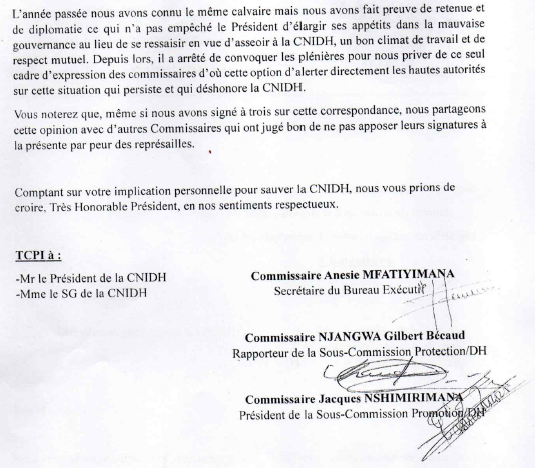 nshimajacques's tweet photo. Cher frère @VignyNimuraba, Cher Président,
J’ai pris connaissance avec une attention particulière de votre récente déclaration publique, ainsi que de la vague de commentaires qu’elle a suscitée chez les internautes. 

Depuis plusieurs années et pour des raisons de convenance personnelle, j’ai volontairement réduit ma présence sur les réseaux sociaux afin de me consacrer à l’essentiel. Toutefois, votre sortie médiatique m’impose aujourd’hui un devoir de réaction, et ce pour deux raisons objectives et légitimes. D’une part, pour avoir été votre collaborateur direct pendant six ans au sein de la CNIDH en qualité de commissaire ; d’autre part, pour avoir été votre conseiller proche, régulièrement consulté et écouté tout au long de notre premier mandat. Or, en droit comme en éthique publique, le silence face à des affirmations graves peut être interprété comme une forme d’assentiment. Je ne saurais m’y résoudre.

Vous connaissant intimement sur le plan professionnel et institutionnel, j’ai immédiatement perçu, à la lecture de votre déclaration, l’arrière-plan stratégique de votre démarche : intervenir à la veille de la 61ème session du Conseil des droits de l’homme des Nations Unies, prévue à Genève du 23 février au 31 mars 2026, dans l’objectif manifeste d’influencer négativement le processus d’évaluation de la CNIDH et d’en provoquer, coûte que coûte, sa rétrogradation. Une mission qui, certainement, se heurtera à la rigueur, à la technicité et à l'objectivité du mécanisme d’accréditation des Institutions Nationales des Droits de l’Homme.

Sur le fond, votre déclaration pèche par une exagération manifeste. Reconnaître l’existence de défis au sein du système judiciaire burundais est légitime ; affirmer, en revanche, que « la loi n’existe pas au Burundi » est juridiquement inexact. Une telle affirmation révèle soit une méconnaissance profonde des notions élémentaires de loi, de justice et d’état de droit, soit une volonté délibérée de travestir la réalité à des fins politiques.
Permettez-moi ici une précision presque pédagogique, mais nécessaire. "La loi"est une norme juridique adoptée, promulguée et publiée ;"la justice"est l’institution chargée de l’appliquer."

Confondre les deux notions revient à déclarer qu’il n’existe plus de feux de signalisation parce qu’un policier a mal régulé la circulation, une confusion pour le moins étonnante pour quelqu’un ayant passé 6 ans à veiller officiellement au respect des normes juridiques sur l’ensemble du territoire national.

Il importe de rappeler que, durant notre premier mandat, l’action de la CNIDH a été saluée tant au niveau national qu’international, conduisant à sa réaccréditation au statut A par le GANHRI, en conformité avec les Principes de Paris. Les années qui ont suivi c’était de la cacophonie (cfr cette lettre que les commissaires ont adressée au Psdt de l'Assemblée Nationale le 02.03.2025). Rappelez-vous qu’en écrivant une telle lettre, les commissaires ont pris bcp de risques en vue de sauver l'honneur de la CNIDH.

Il est dès lors inacceptable de tenter de transformer des responsabilités personnelles en une prétendue crise institutionnelle, en s’attaquant aux autorités. Vos anciens collaborateurs, nous demeurons disponibles pour témoigner le jour où la justice décidera d’examiner les faits et allégations à l’origine de votre démission.

A mon avis, la démarche la plus responsable et sage aurait été de présenter des excuses au peuple burundais pour avoir, à un moment donné, failli à la mission confiée de protéger les vulnérables, de plaider en faveur des victimes des violations des DH, de conseiller loyalement les autorités en matière des DH et d'incarner un leadership responsable, rassembleur et exemplaire. @CNIDH_Bdi @Ganhri1 @UNHumanRights