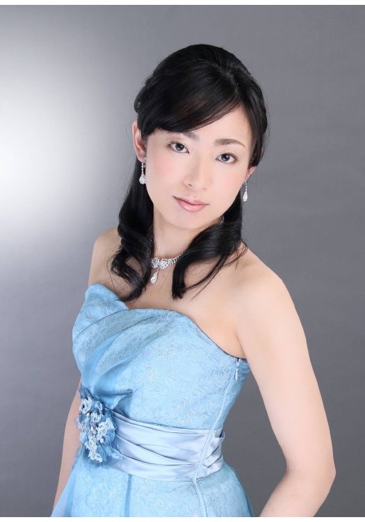 ⁡マーチ家の日常を是非客席からご覧下さい✨

⁡【キャスト紹介】
マーチ叔母/老婆 : 松川亜矢(賛助教員)
⁡
【公演日時】
・3月5日 18:00開演
・3月6日 13:00開演(開場は開演の30分前)

料金等その他詳細はチラシをご覧下さい✨️