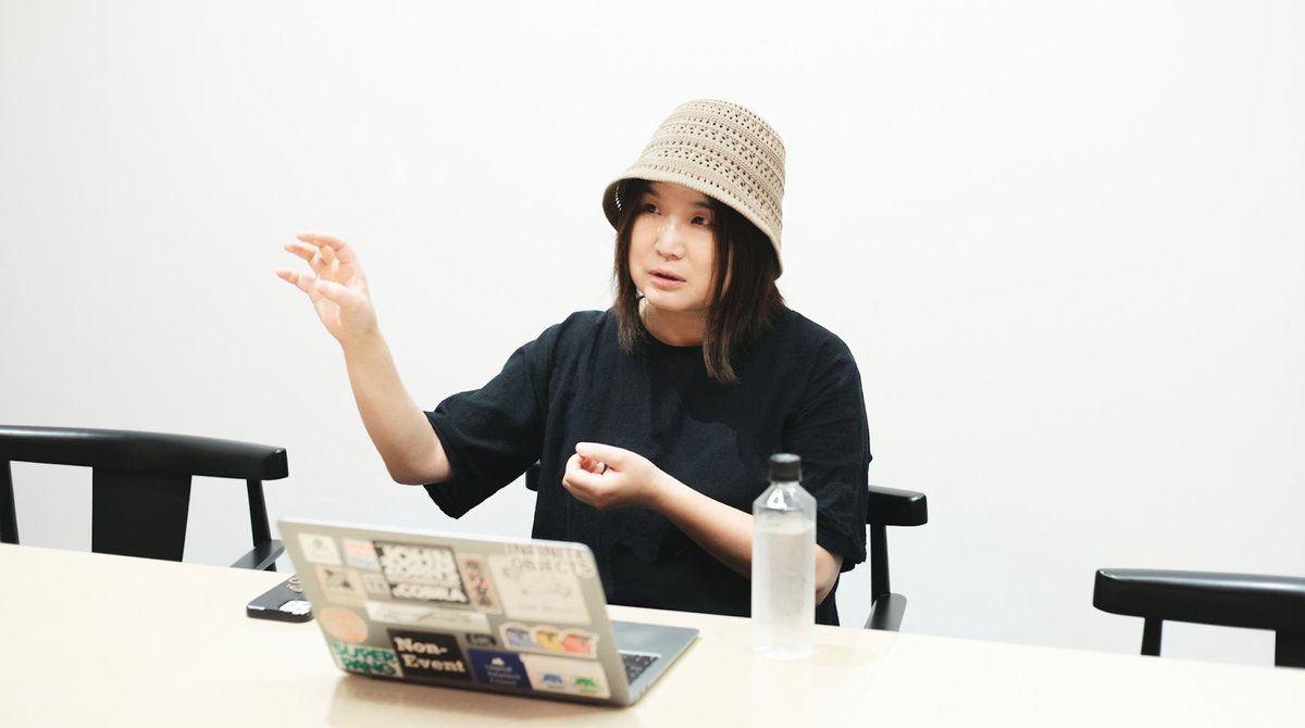 bijutsutecho_'s tweet photo. すずえりインタビュー：美術家として、女性として、科学を取り扱うこと
https://t.co/AEDtGgxJI7 https://t.co/kzZtFaZq4X