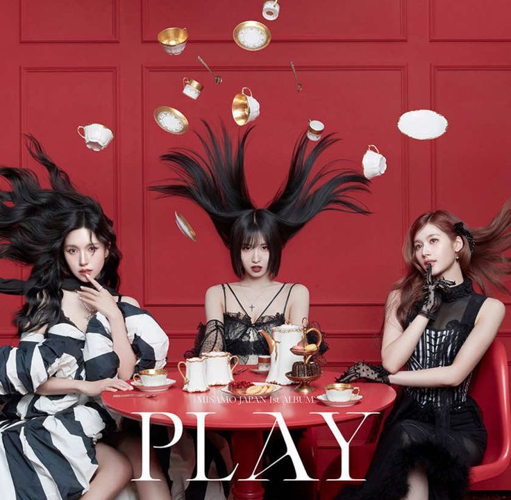 OLTSupport's tweet photo. 🚨'PLAY' by #MISAMO debuts at #1 on the Oricon Weekly Albums Chart

It's their 2nd #1 album, joining their album debut 'Masterpiece' https://t.co/R2EIuqquaC